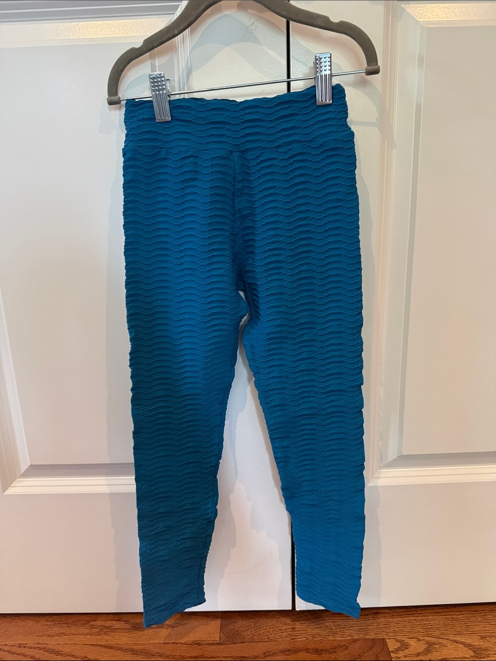 Booty by Brabants Teal Textured Kids Leggings size 8-12